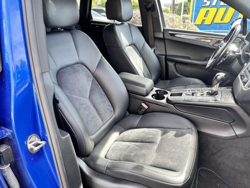 Used 2018 Porsche Macan image 19