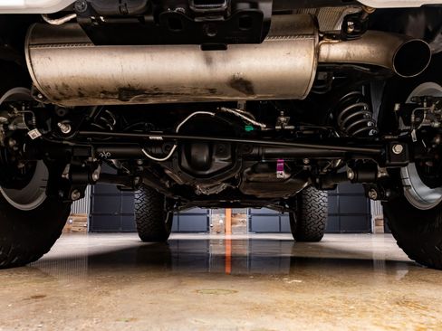 Used 2024 Ford Bronco Wildtrak image 15