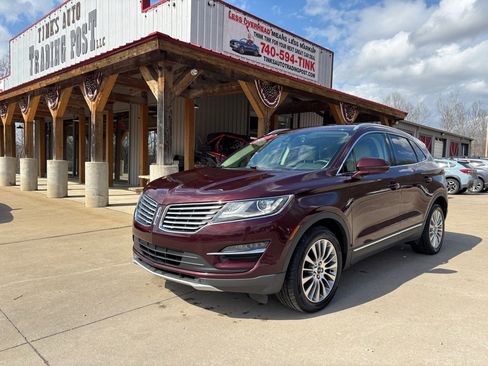 Used 2017 Lincoln MKC Reserve w/ Lincoln MKC Climate Package image 1