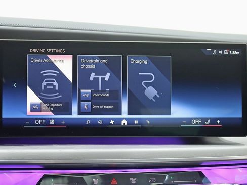 Used 2023 BMW i7 xDrive60 w/ Executive Package 2 image 25