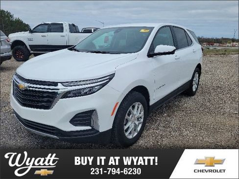 Used 2023 Chevrolet Equinox LT AWD/4WD image 1