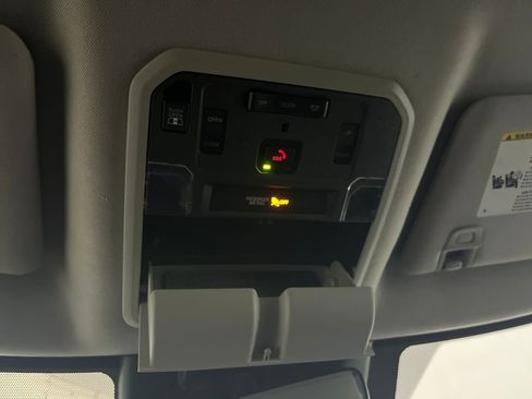 Used 2022 Toyota Tundra Limited w/ TRD Off-Road Package image 79