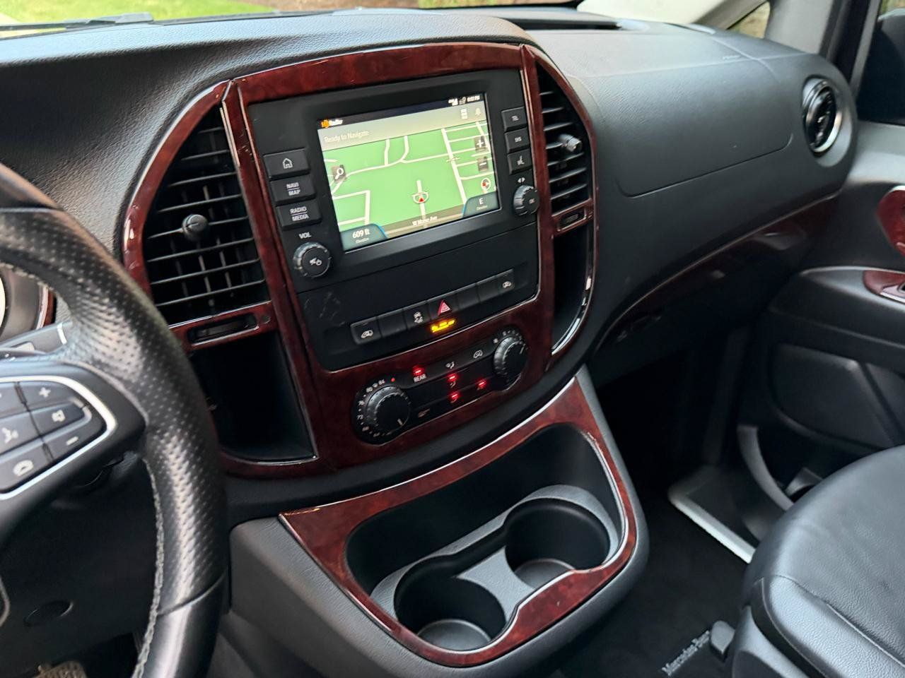 Used 2021 Mercedes-Benz Metris Passenger image 24