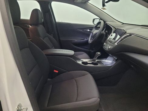 Used 2019 Chevrolet Malibu LT FWD image 21