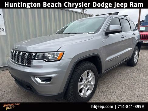 Used 2017 Jeep Grand Cherokee Laredo w/ Quick Order Package 23E AWD/4WD image 1
