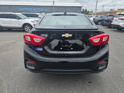 Used 2016 Chevrolet Cruze LT w/ Convenience Package FWD image 16