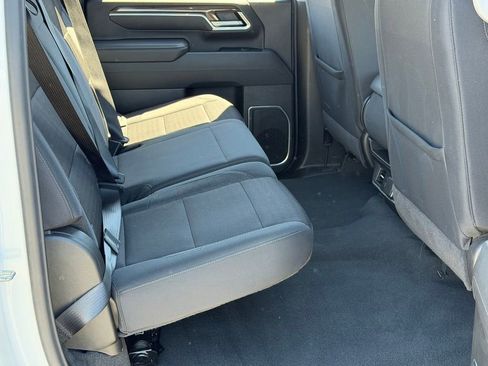 Used 2025 Chevrolet Silverado 2500 LT w/ Convenience Package AWD/4WD image 22