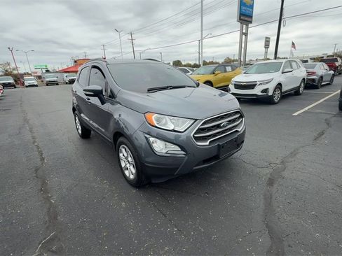 Used 2020 Ford EcoSport SE image 2