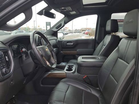 Used 2022 Chevrolet Silverado 1500 High Country w/ Z71 Off-Road Package image 5