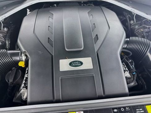 Certified 2023 Land Rover Range Rover SE AWD/4WD image 32