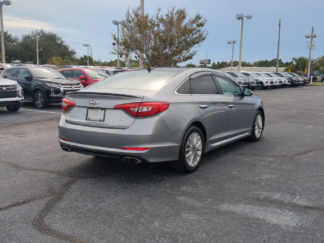 Used 2015 Hyundai Sonata Limited w/ Option Group 05 FWD image 6