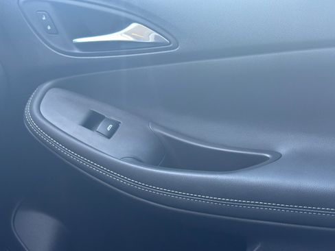 Used 2023 Buick Encore GX Select w/ Safety Package II AWD/4WD image 33