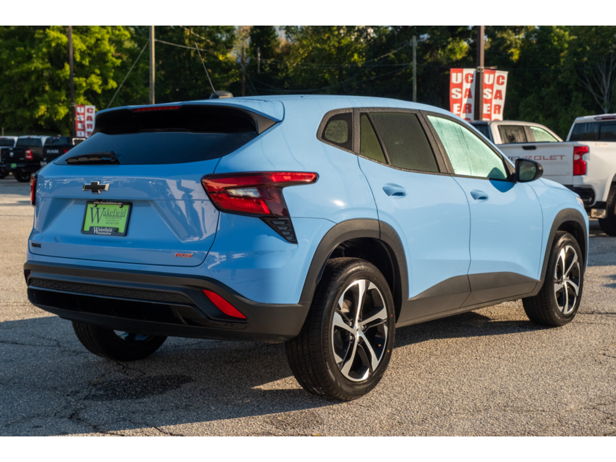 Used 2024 Chevrolet Trax RS w/ Sunroof Package FWD image 8