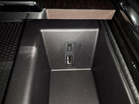 New 2026 GMC Acadia Denali w/ Super Cruise Package image 25