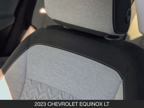 Used 2023 Chevrolet Equinox LT image 21