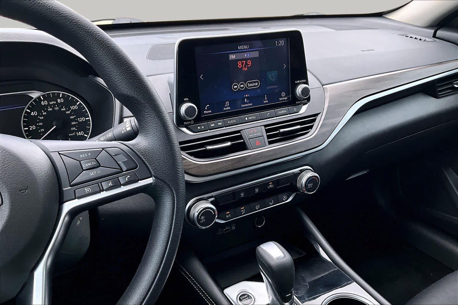 Certified 2023 Nissan Altima 2.5 SV FWD image 7