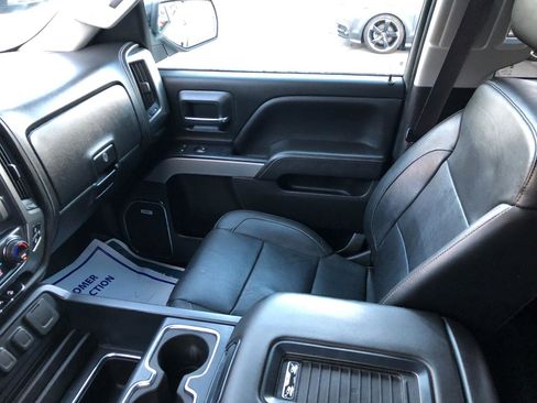 Used 2017 Chevrolet Silverado 1500 LTZ Z71 w/ Redline Edition image 32