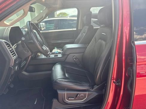 Used 2019 Ford Expedition Platinum RWD image 11