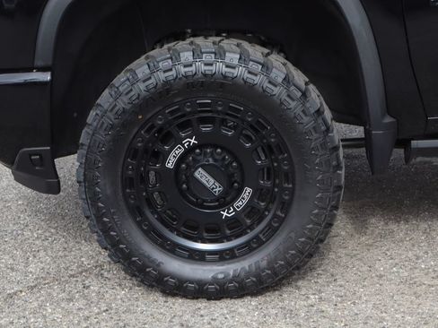 Used 2024 Chevrolet Silverado 2500 LTZ w/ LTZ Plus Package AWD/4WD image 50