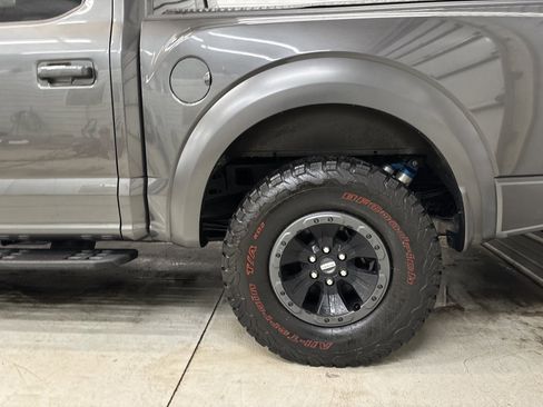 Used 2018 Ford F150 Raptor w/ Equipment Group 802A Luxury image 8