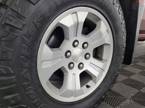 Used 2017 Chevrolet Silverado 1500 LT w/ All Star Edition image 31