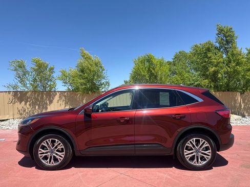 Used 2021 Ford Escape SEL AWD/4WD image 5