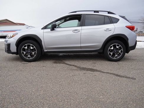 Used 2019 Subaru Crosstrek 2.0i w/ Eyesight System image 5