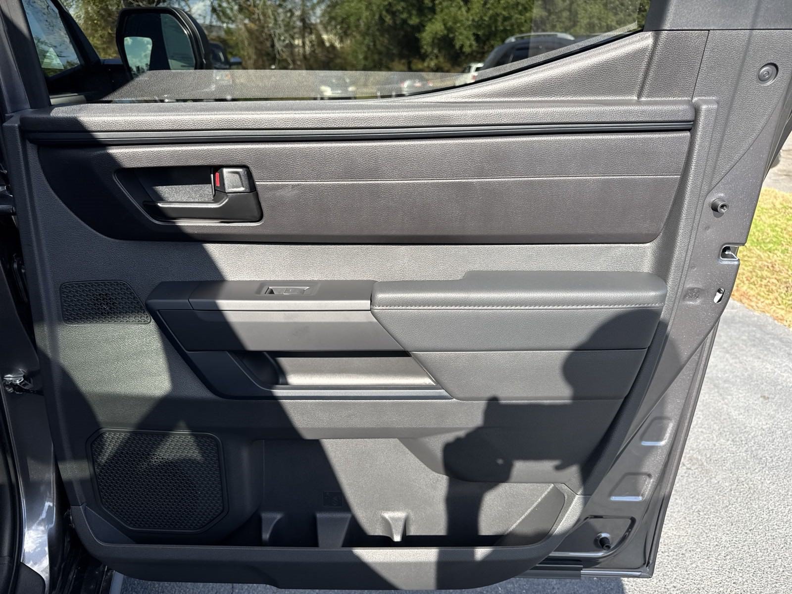 New 2025 Toyota Tundra SR w/ SR Tow Package AWD/4WD image 30