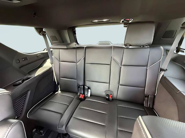 Used 2022 Cadillac Escalade Premium Luxury AWD/4WD image 28