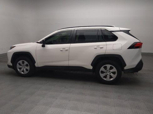 Used 2020 Toyota RAV4 LE AWD/4WD image 3
