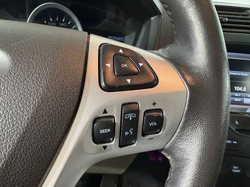 Used 2014 Ford Explorer XLT w/ Equipment Group 201A image 12