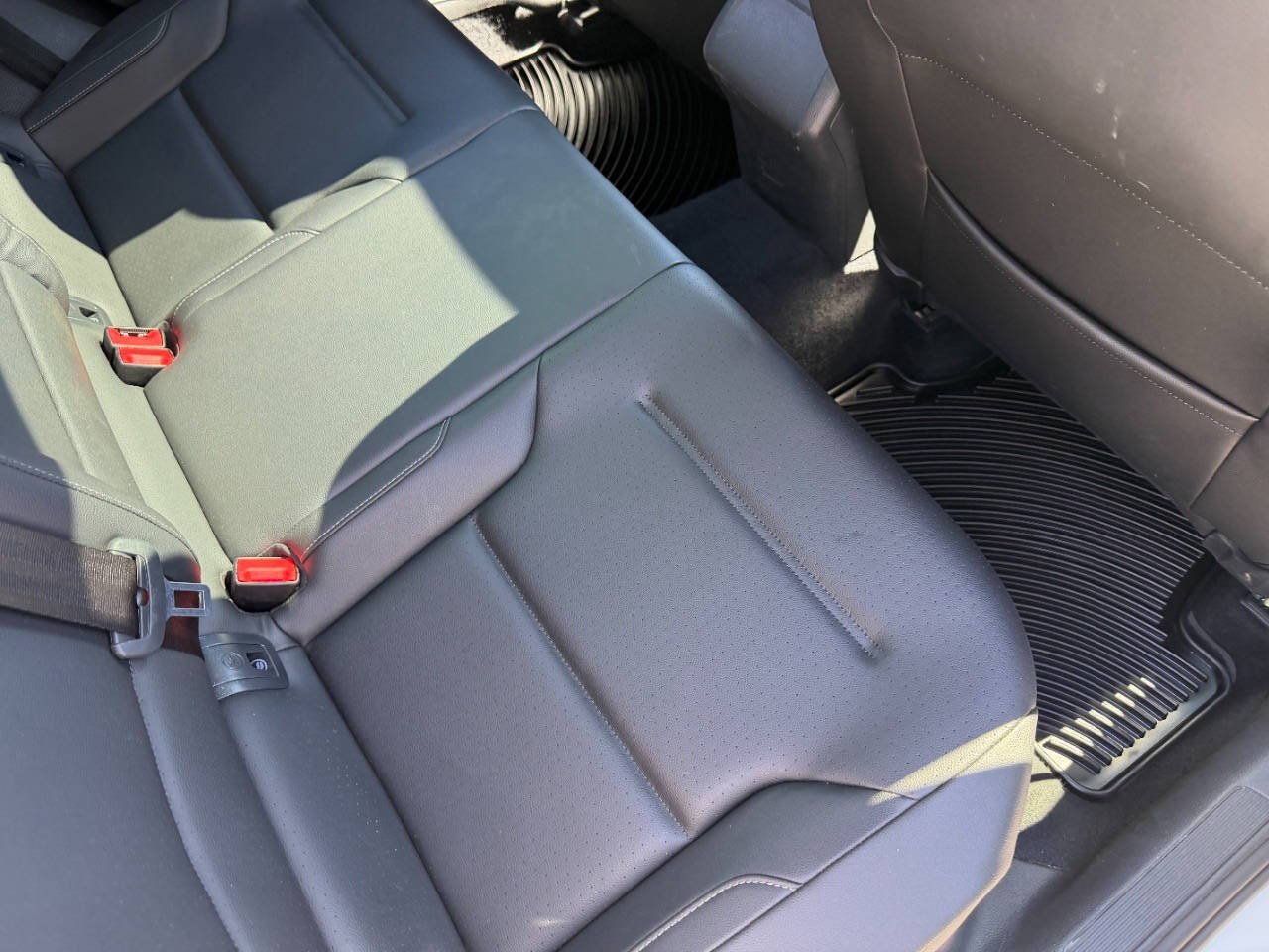 Used 2018 Volkswagen Golf SE FWD image 24