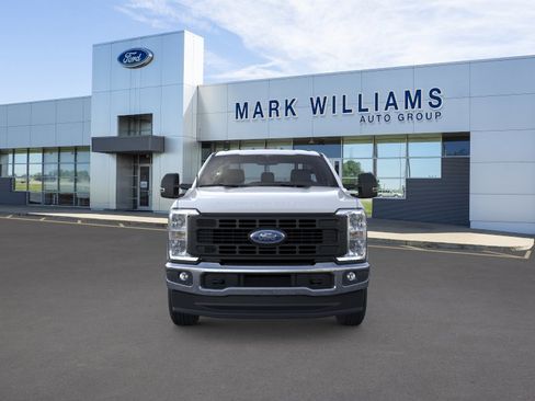 New 2026 Ford F350 XL w/ XL Chrome Package AWD/4WD image 7