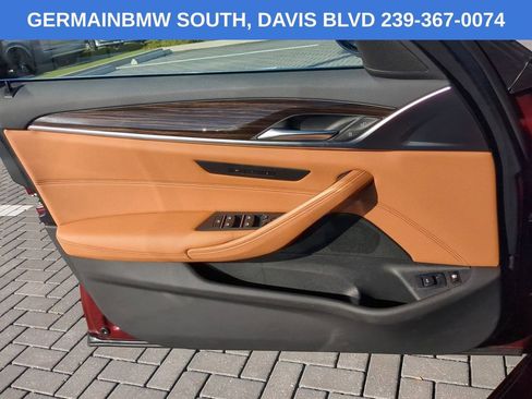 Used 2023 BMW 530e w/ Convenience Package RWD image 32