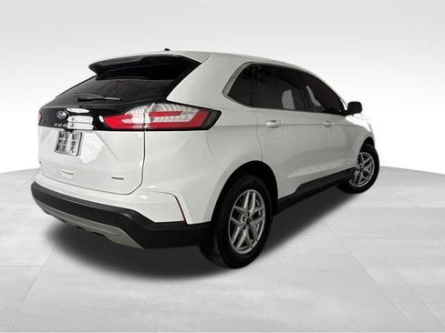 Used 2023 Ford Edge SEL image 7