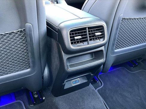 Certified 2025 Mercedes-Benz GLE 350 4MATIC image 25