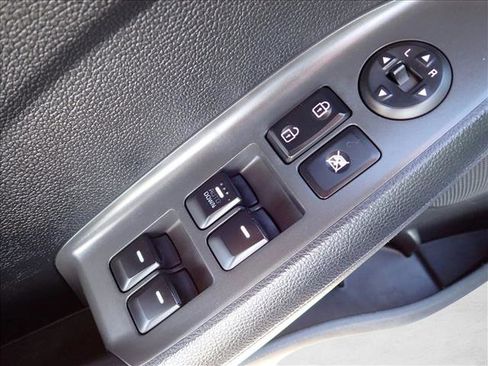 Used 2017 Kia Forte S image 11