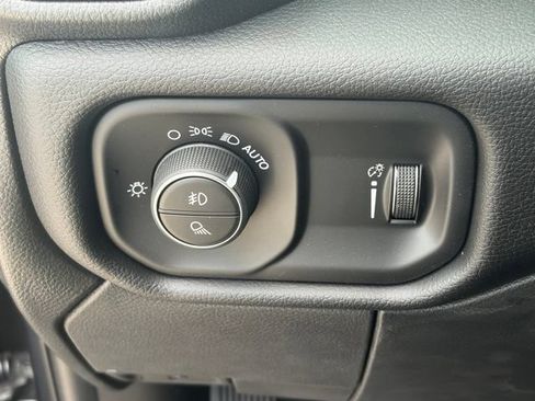New 2026 RAM 2500 Big Horn AWD/4WD image 23