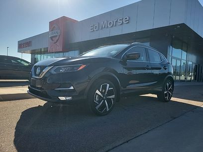 Used 2022 Nissan Rogue Sport SL w/ Premium Package
