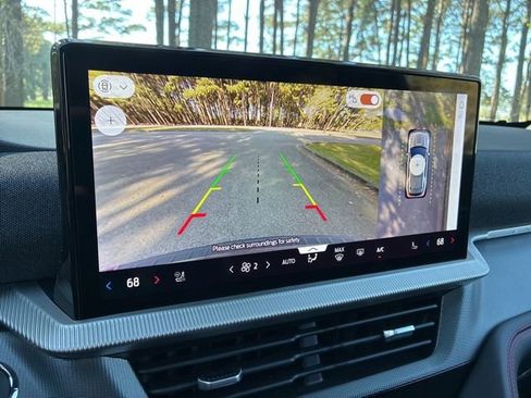 Used 2025 Ford Explorer ST w/ Sun And Sound Package image 32