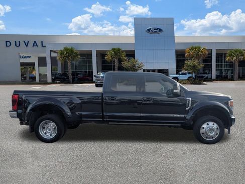 Used 2022 Ford F450 Lariat w/ Lariat Ultimate Package image 3