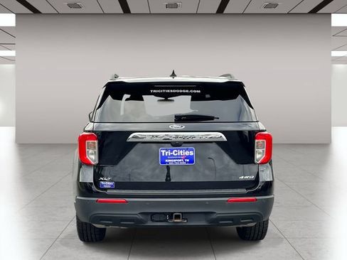 Used 2023 Ford Explorer XLT w/ Class IV Trailer Tow Package AWD/4WD image 4