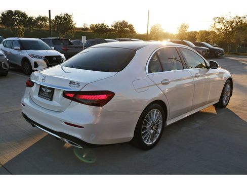 Used 2023 Mercedes-Benz E 450 4MATIC Sedan image 7