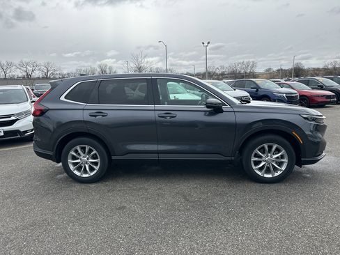 Used 2024 Honda CR-V EX image 4