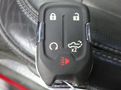 Used 2022 Chevrolet Silverado 1500 High Country w/ Technology Package image 78