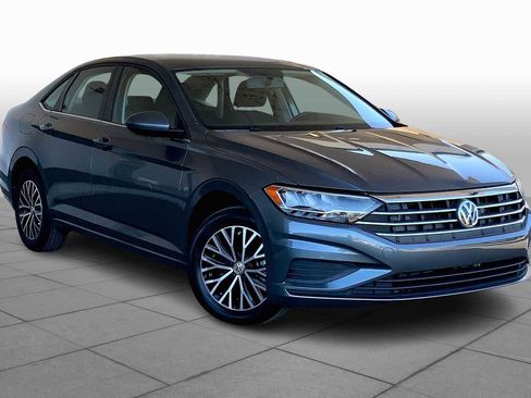 Used 2021 Volkswagen Jetta S image 3