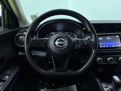 Used 2023 Nissan Kicks S FWD image 19