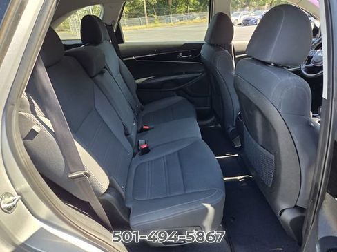 Used 2020 Kia Sorento LX w/ LX I4 Convenience Package FWD image 15