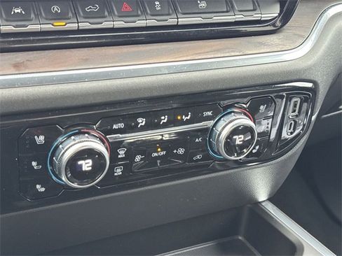 Used 2023 GMC Sierra 1500 SLT w/ SLT Convenience Package image 19