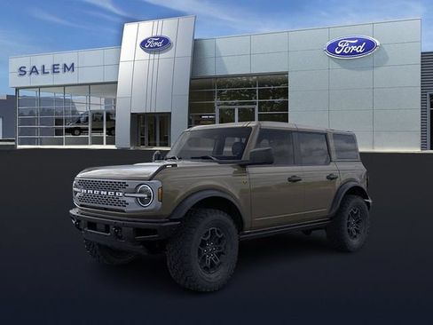 Certified 2026 Ford Bronco Badlands AWD/4WD image 2